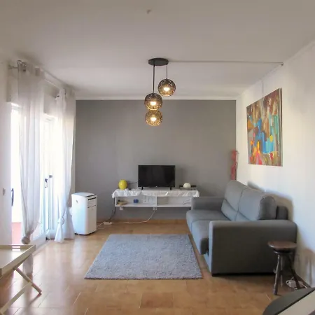 Apartamento T1 - 100mts Da Praia De Carvoeiro
